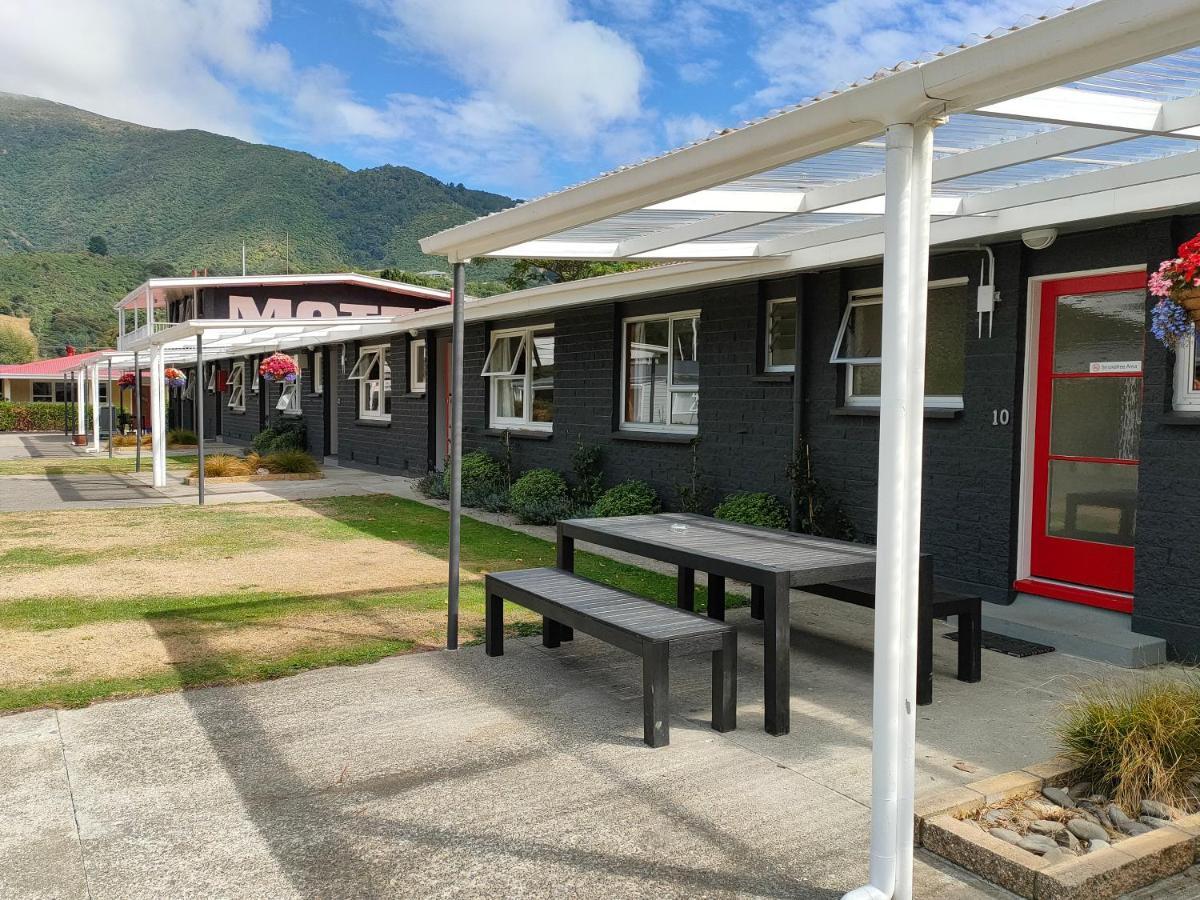 Aaa Marlin Motel Picton Extérieur photo