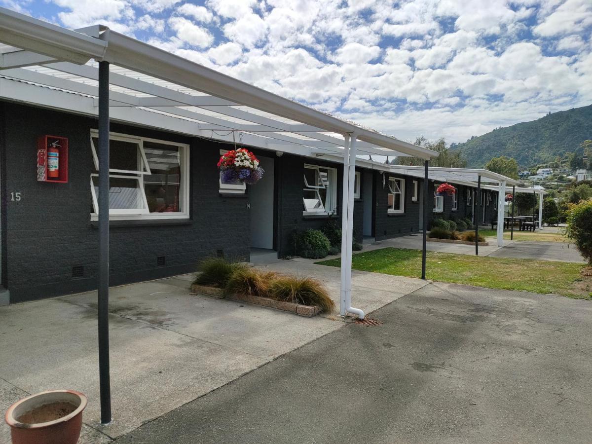 Aaa Marlin Motel Picton Extérieur photo