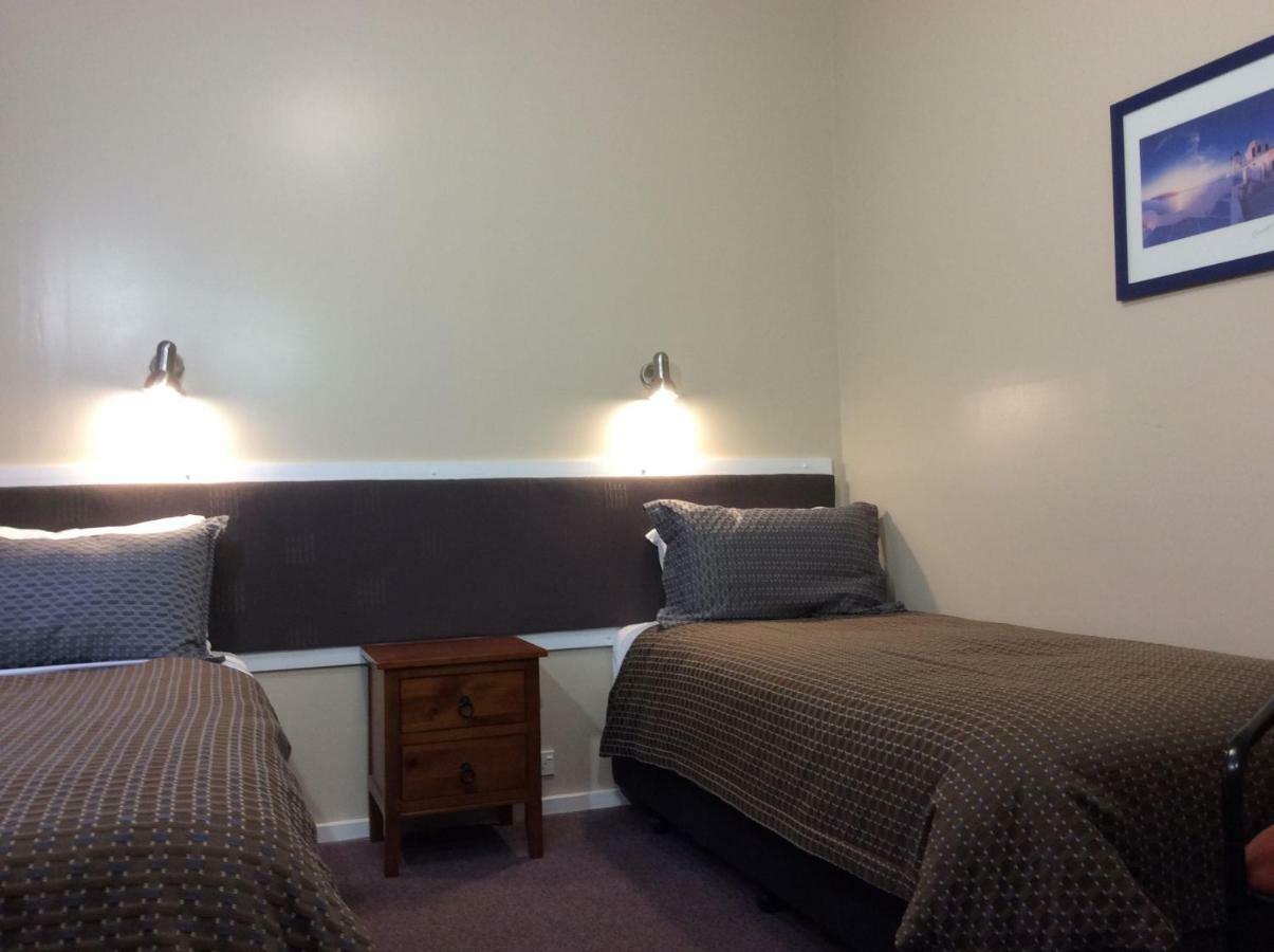 Aaa Marlin Motel Picton Extérieur photo